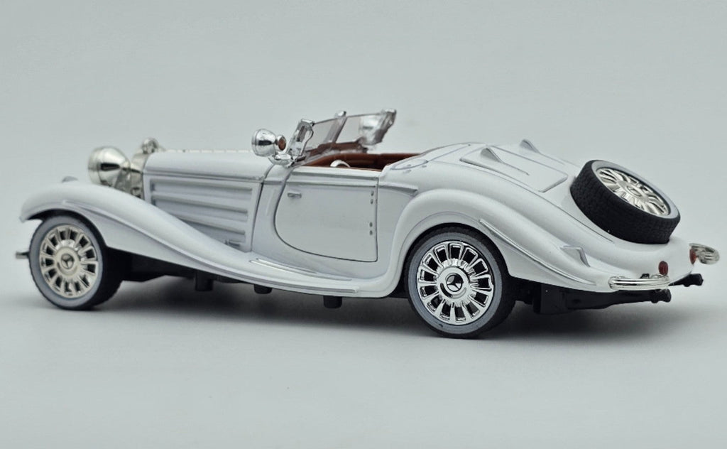 1936 Mercedes Benz 1:24 Roadster diecast car collectible