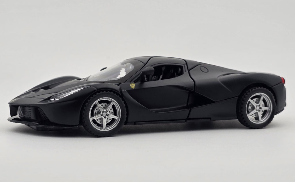 Ferrari LaFerrari 1:24 diecast scale model car collectible | Assorted Colors