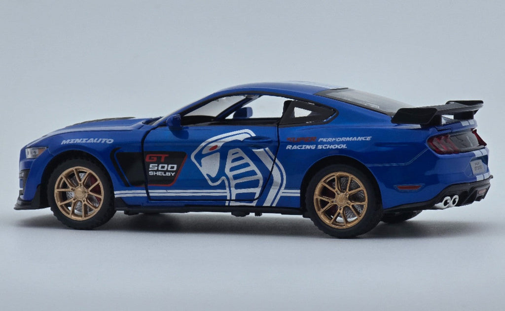 Ford Mustang Shelby GT500 1:24 diecast scale model car