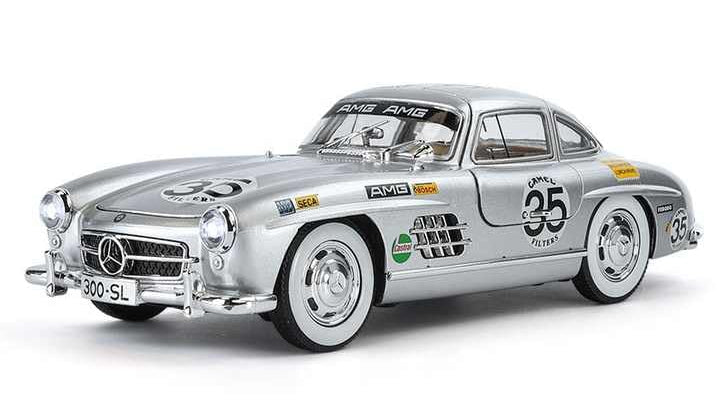 Mercedes-Benz AMG 300SL 1:18 diecast scale model car - Big Size