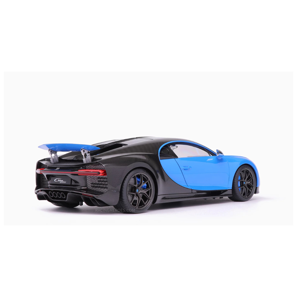 Bugatti Chiron Sport Scale 1:24 Die Cast Car – Red/Black/Blue