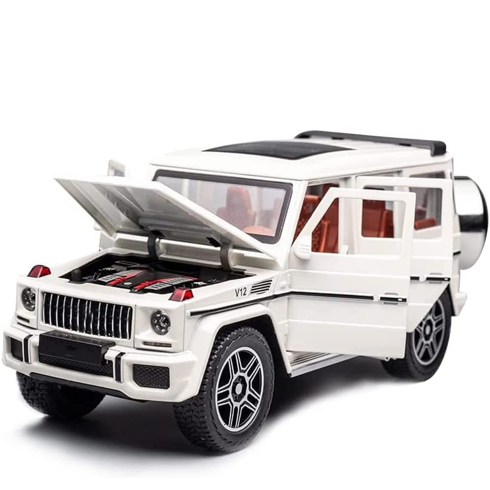Mercedes AMG G63 Class Diecast Car (Scale 1:24)