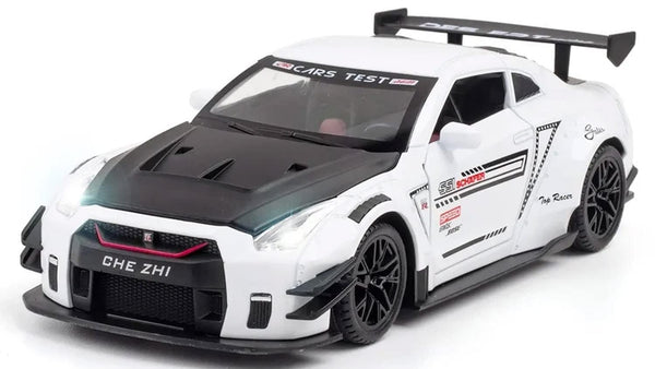 Nissan GTR-R R35 1:18 diecast scale model | Assorted Colors