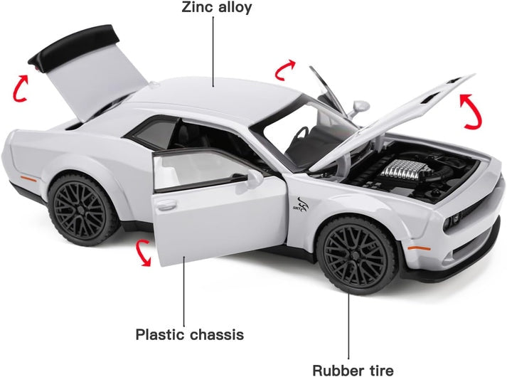 Dodge Challenger SRT Hellcat 1:24 Diecast Scale Model Car