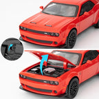 Dodge Challenger SRT Hellcat 1:24 Diecast Scale Model Car