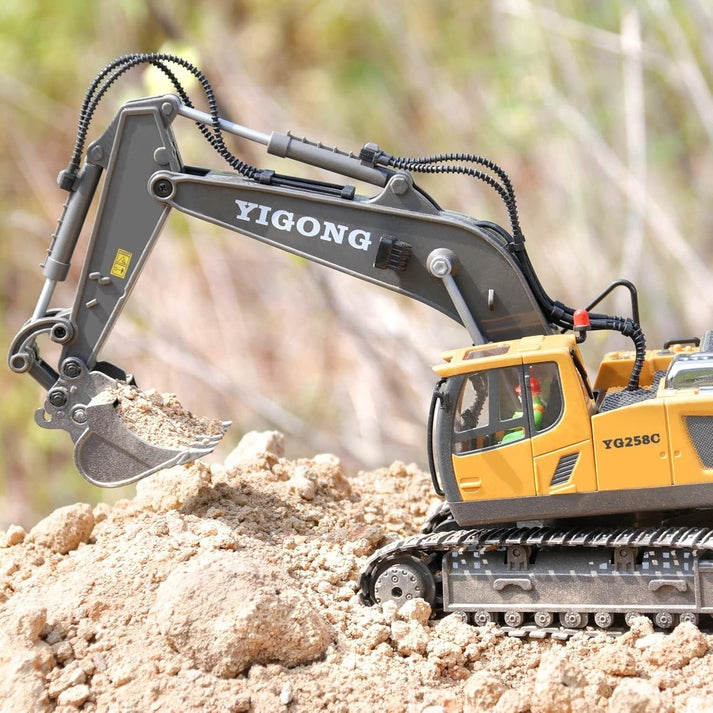 TOYS 1:24 Scale Diecast Yigong YG 258C Remote Control Excavator