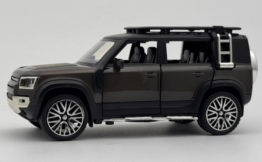 Land Rover Defender 110 1:32 Licensed Diecast Scale Model Car
