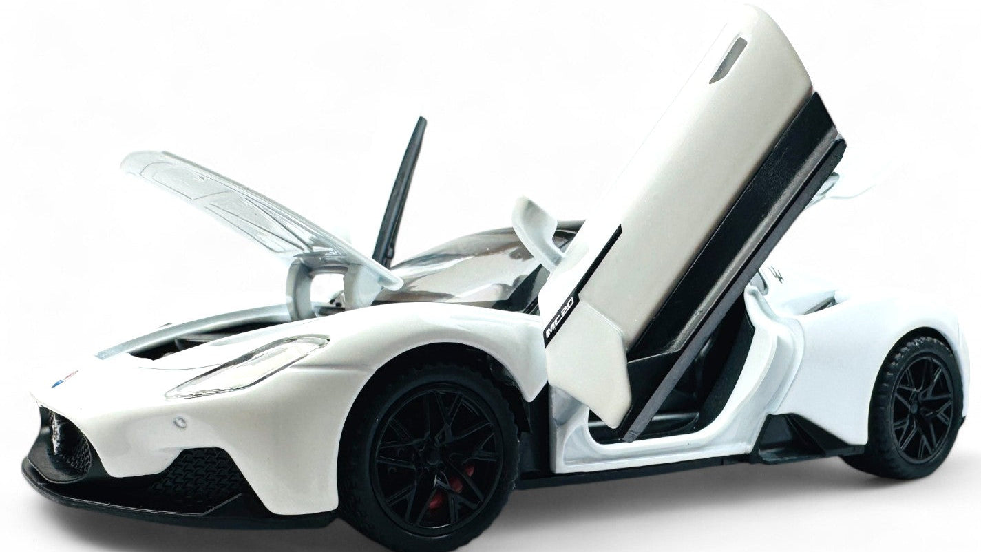 Maserati MC20 Coupe diecast scale model car 1:24