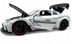 Nissan GTR 1:24 diecast scale model car collectible