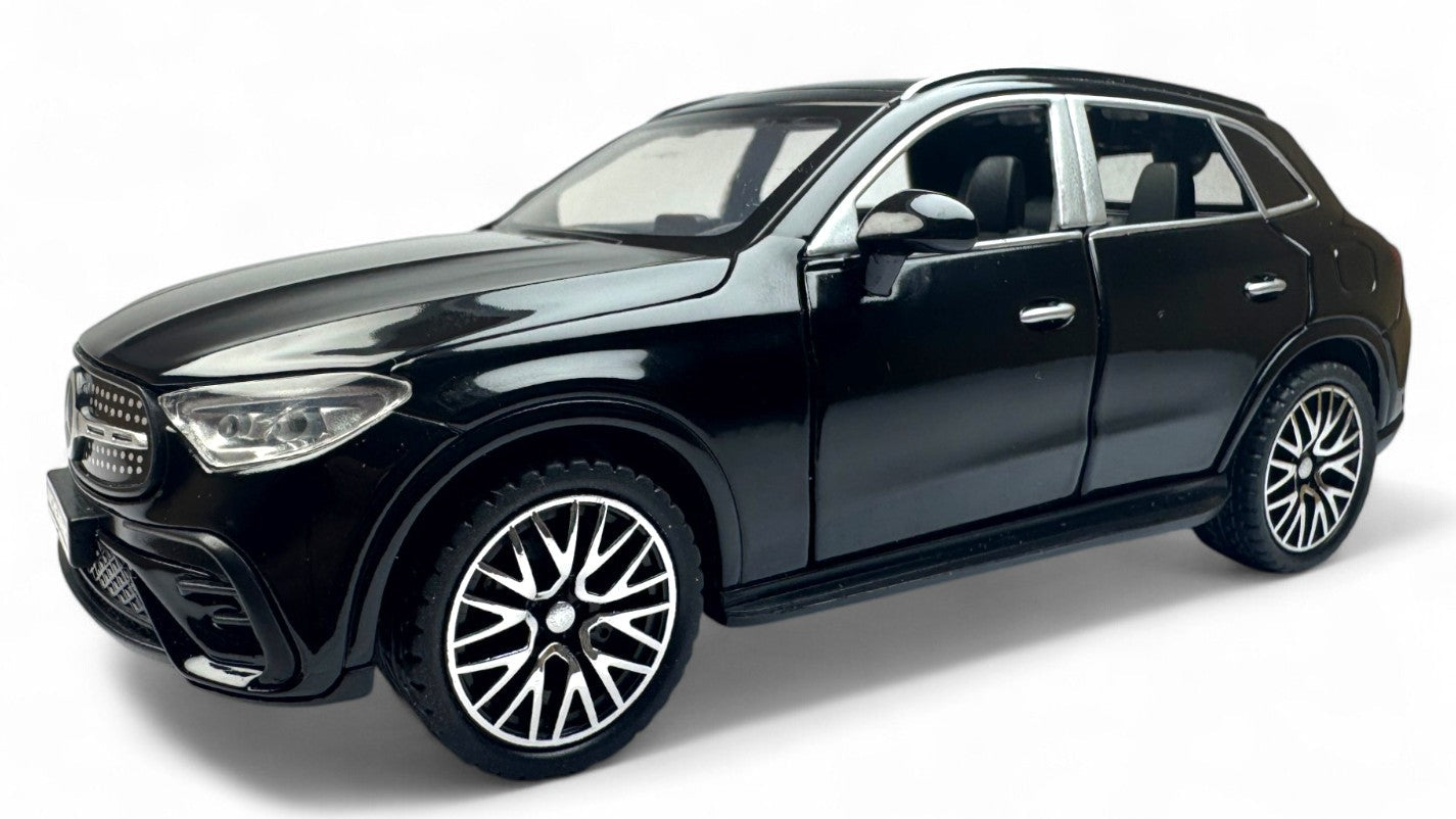 Mercedes-Benz GLS 63 Diecast Car | 1:24 Scale Model