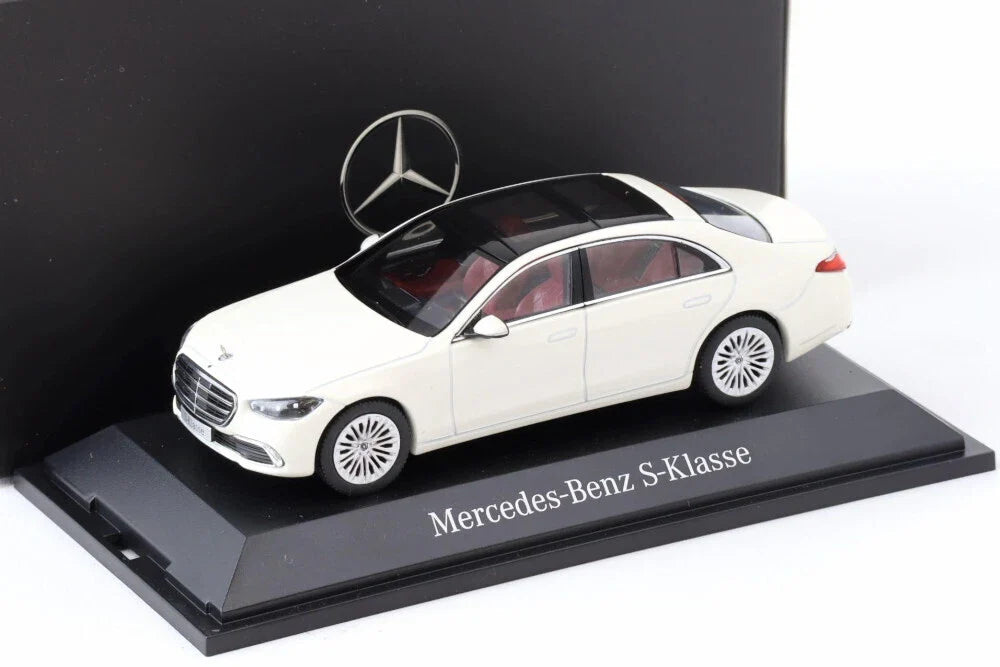 Mercedes-Benz S-class V223 1:18 Scale model