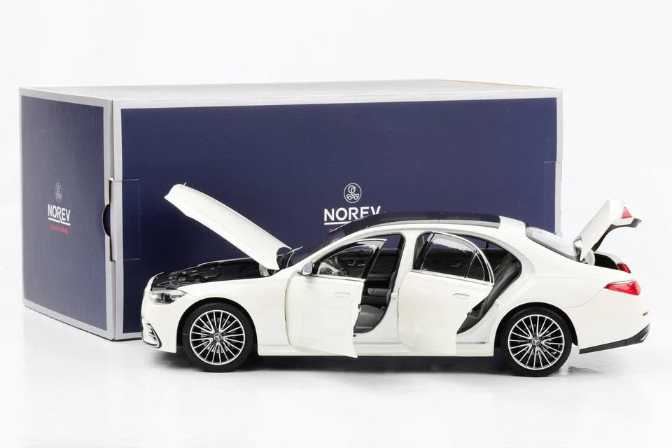 Mercedes-Benz S-class V223 1:18 Scale model