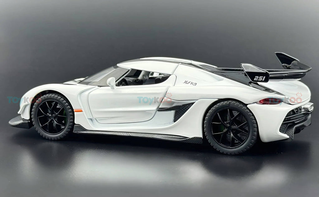 Koenigsegg Jesko 1:24 diecast scale model car collectible