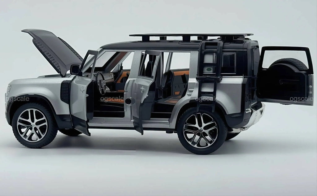Land Rover Defender 110 1:24 - Large Size Licensed Diecast Scale Model Car