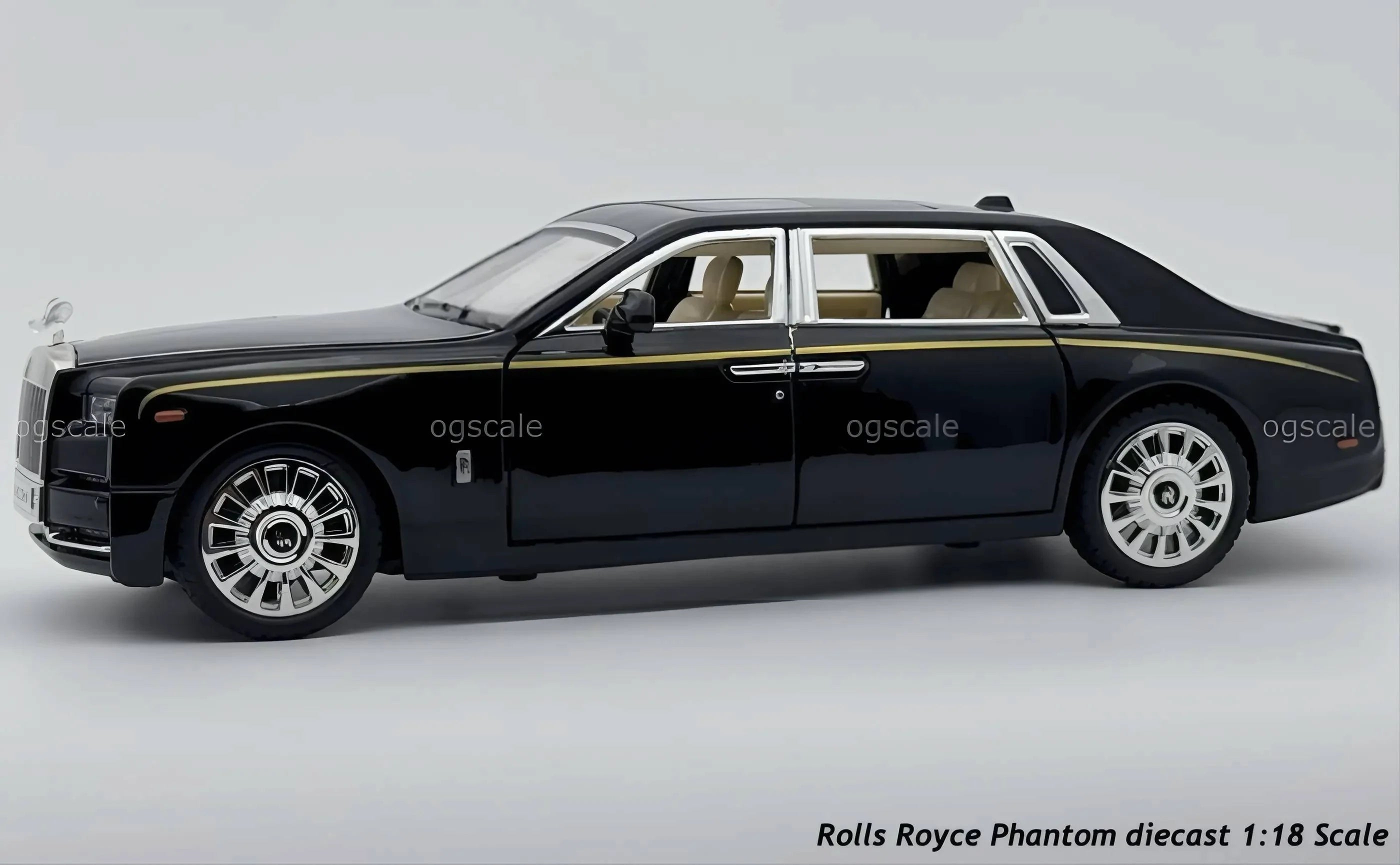 Rolls Royce Phantom 1:32 diecast scale model car collectible