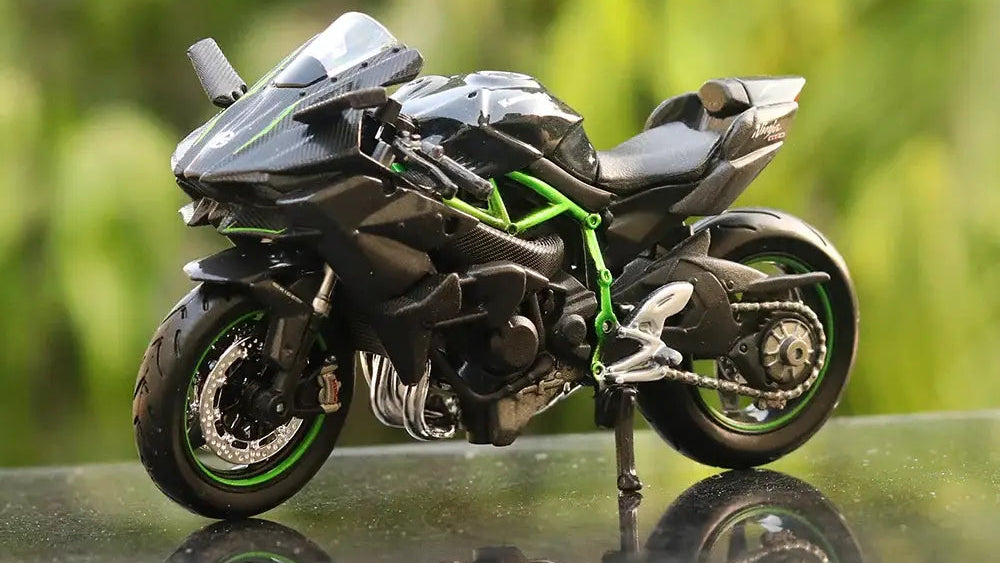 Kawasaki Ninja H2R Scale Model bike collectible
