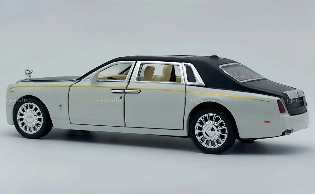 Rolls Royce Phantom 1:32 diecast scale model car collectible