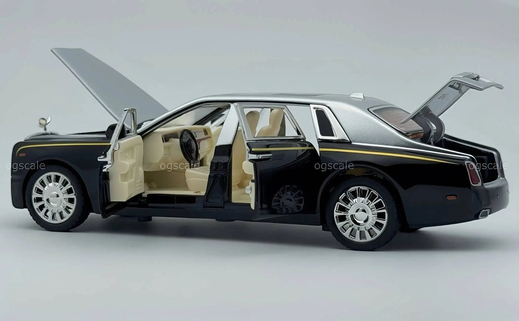 Rolls Royce Phantom 1:32 diecast scale model car collectible